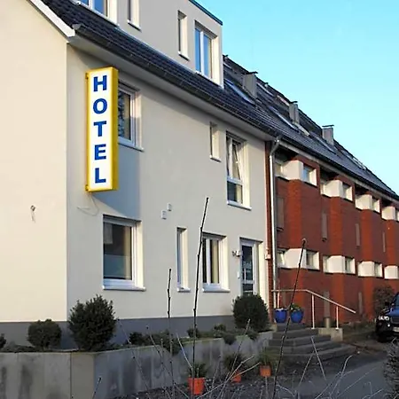 Lohmann Hotel 2*